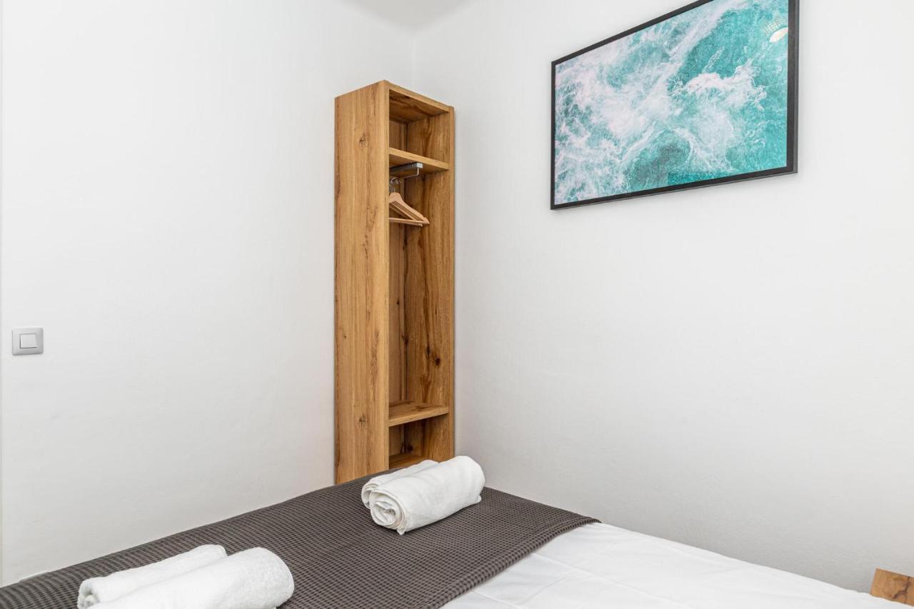 Simply Stunning - Hidden Gem, Heart Of Poble Sec Apartment Barcelona Exterior photo