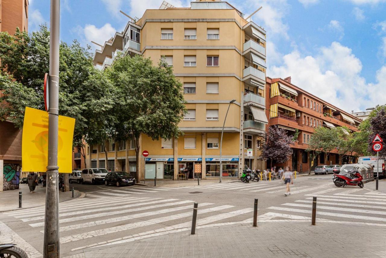 Simply Stunning - Hidden Gem, Heart Of Poble Sec Apartment Barcelona Exterior photo